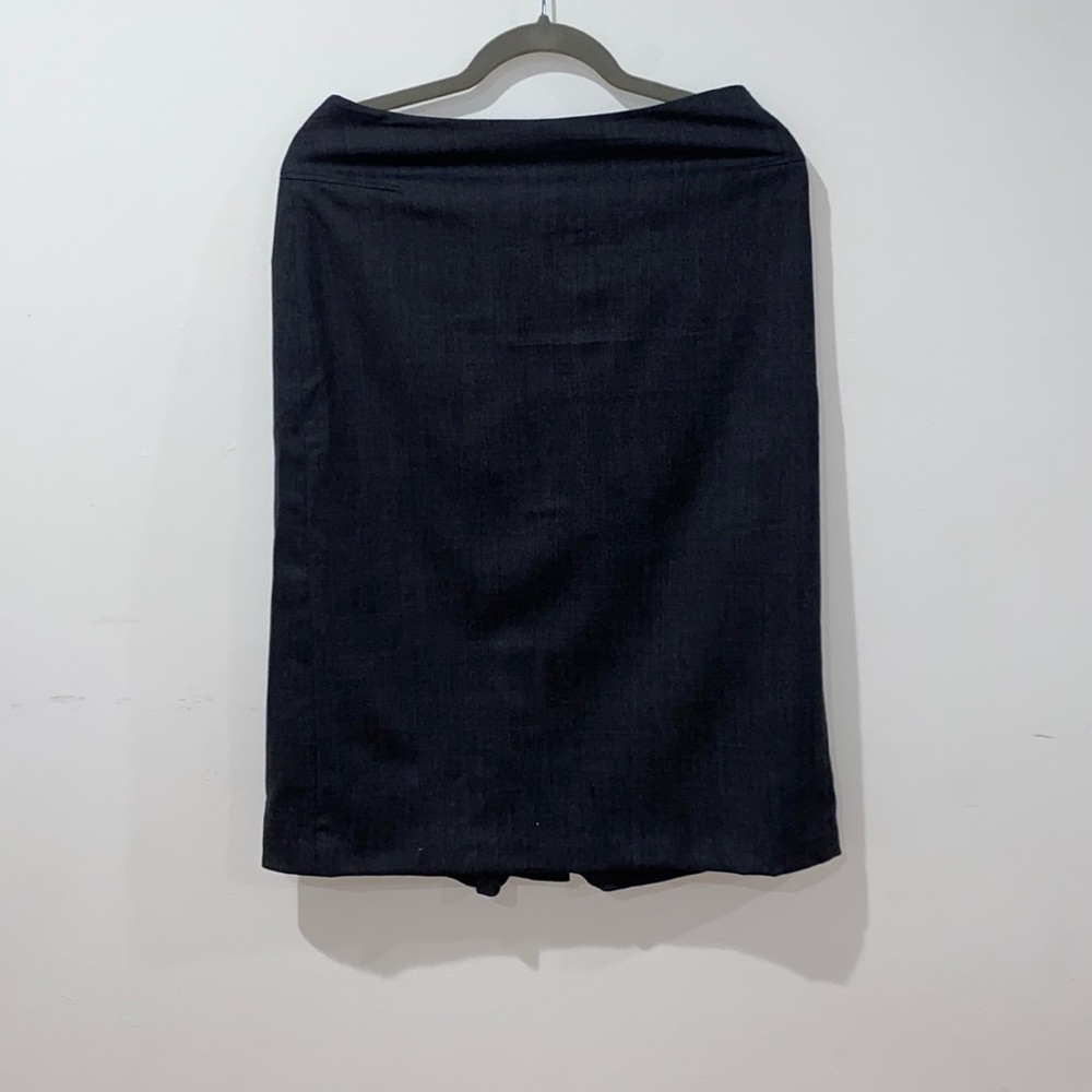 Gray midi skirt.
